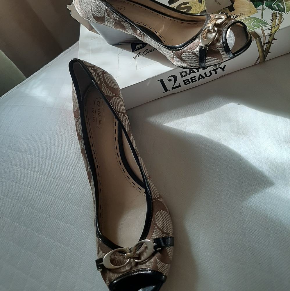 Coach shoes